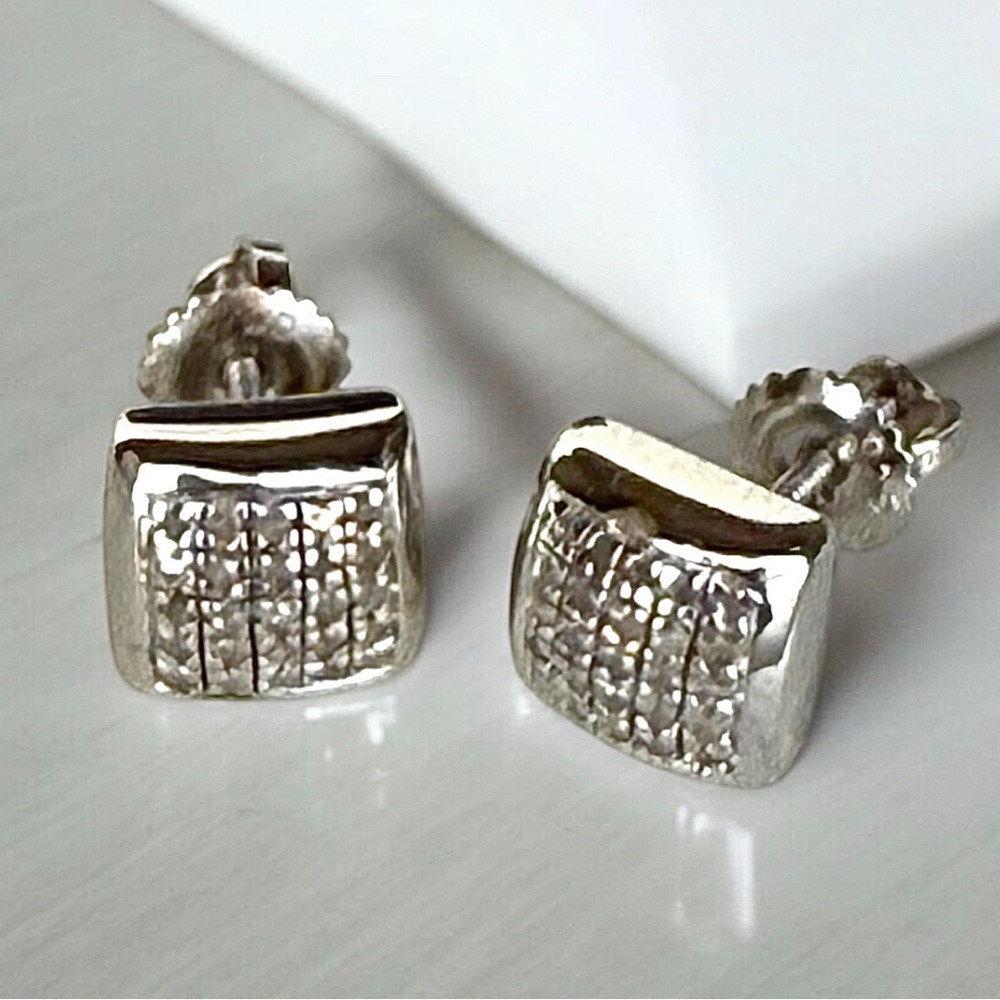 GORGEOUS 1/4 CTW REAL BRILLIANT DIAMONDS 14K Gold Designer Earrings ($1,285)